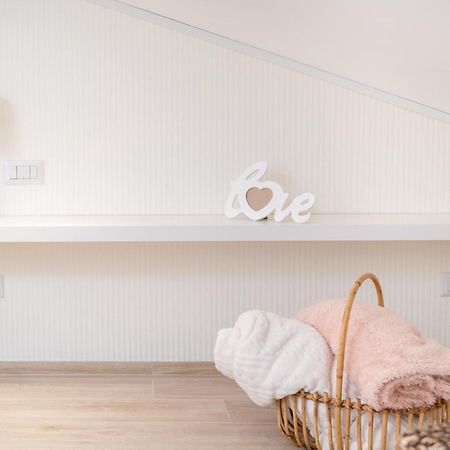 Otium Rooms / Camere E Appartamenti Morrovalle Exterior foto